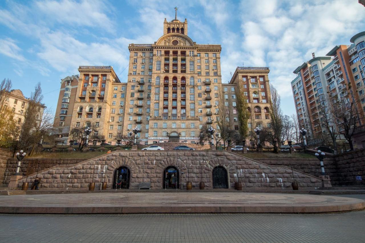 Central Apartments On Khreschatyk Kiev Ngoại thất bức ảnh