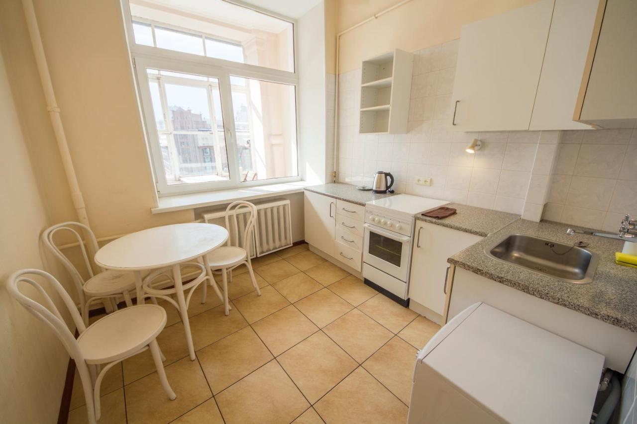 Central Apartments On Khreschatyk Kiev Ngoại thất bức ảnh